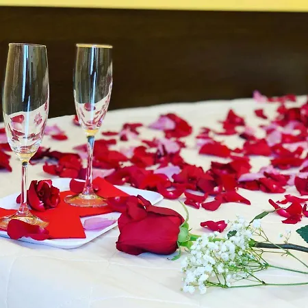 Cairoli Hotel