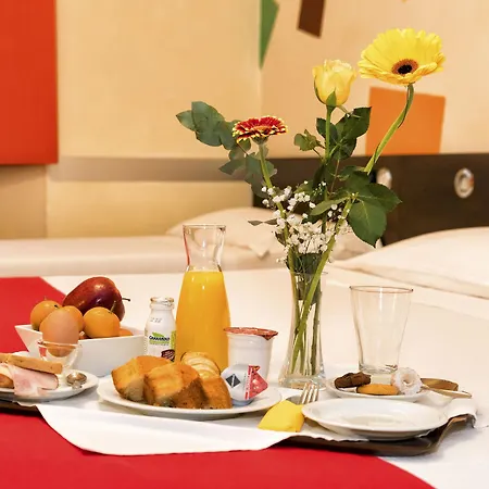 Cairoli Hotel Génova