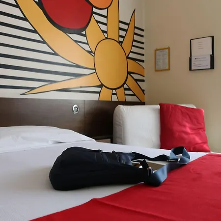 Cairoli Hotel Génova