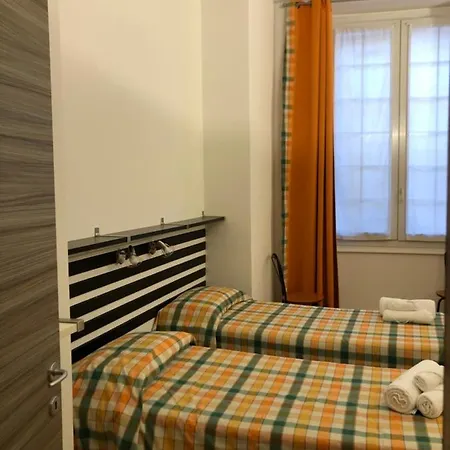 Cairoli Hotel Génova