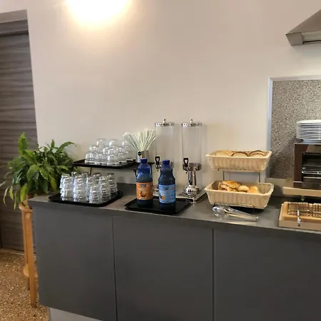 Cairoli Hotel Génova