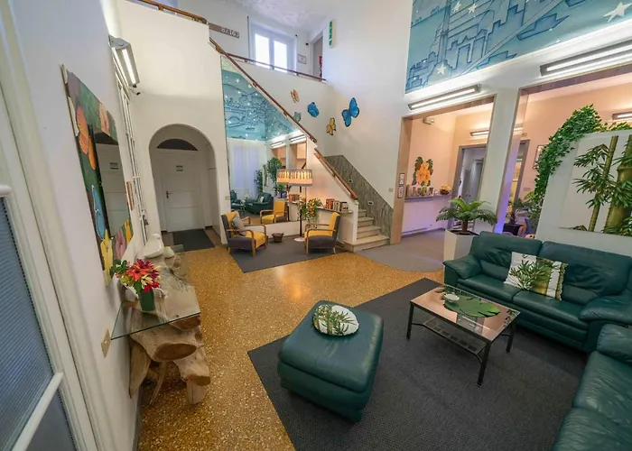 Cairoli Hotel Génova