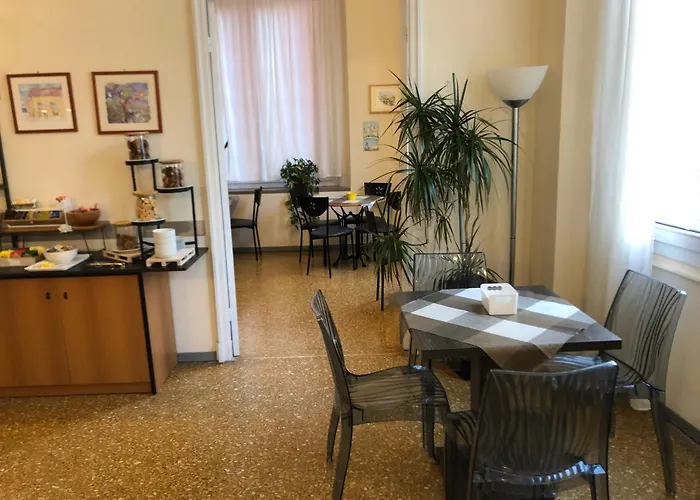 Cairoli Hotel Génova