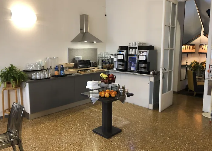 Cairoli Hotel Génova