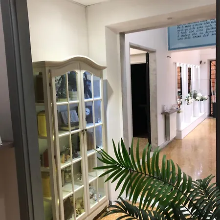 Cairoli מלון ג'נובה