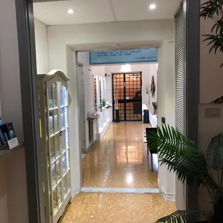 Hotell Cairoli Genua